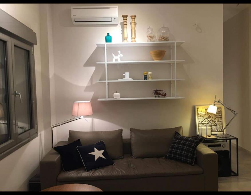 Nikaia Metro House Apartment Piraeus Luaran gambar