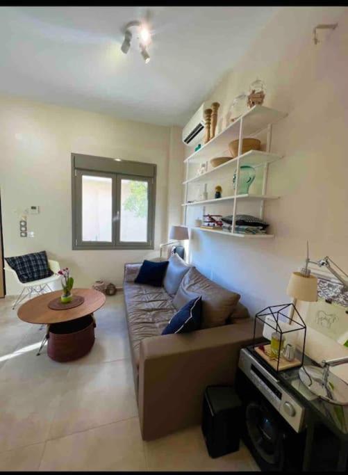 Nikaia Metro House Apartment Piraeus Luaran gambar